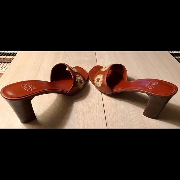 Circa by Joan & David cognac leather slip on heels - Picture 3 of 5